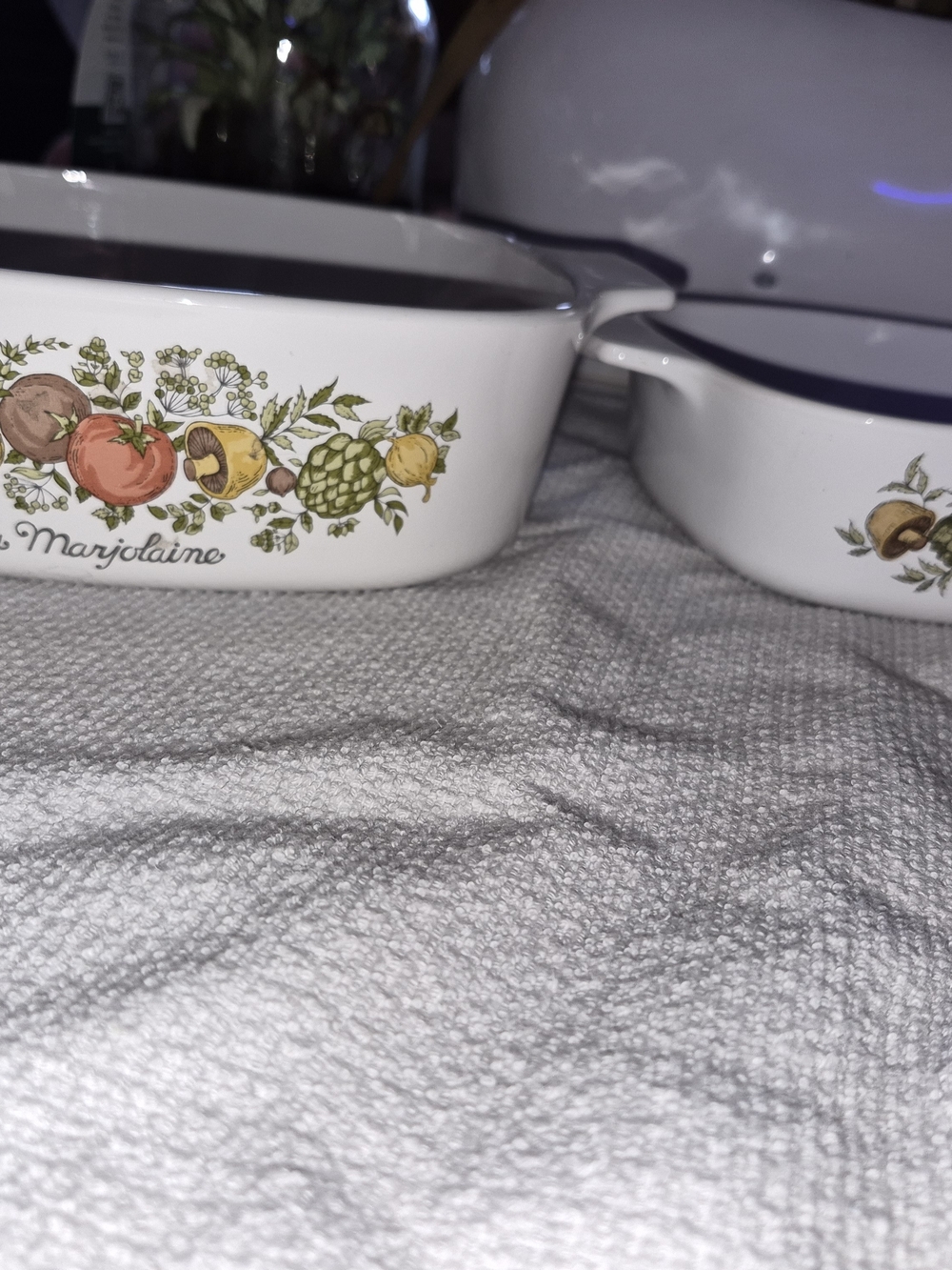 vintage Corning Ware casserole dish from the "Spice of Life" collection